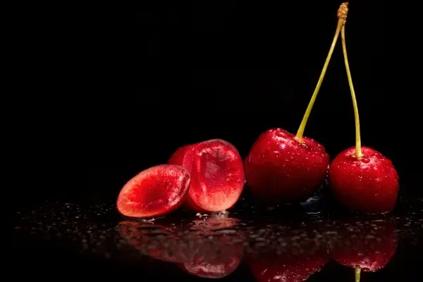 A nota de cereja na perfumaria de nicho: suculenta e irresistível